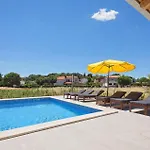 Fortuna Hébergement de vacances Funtana